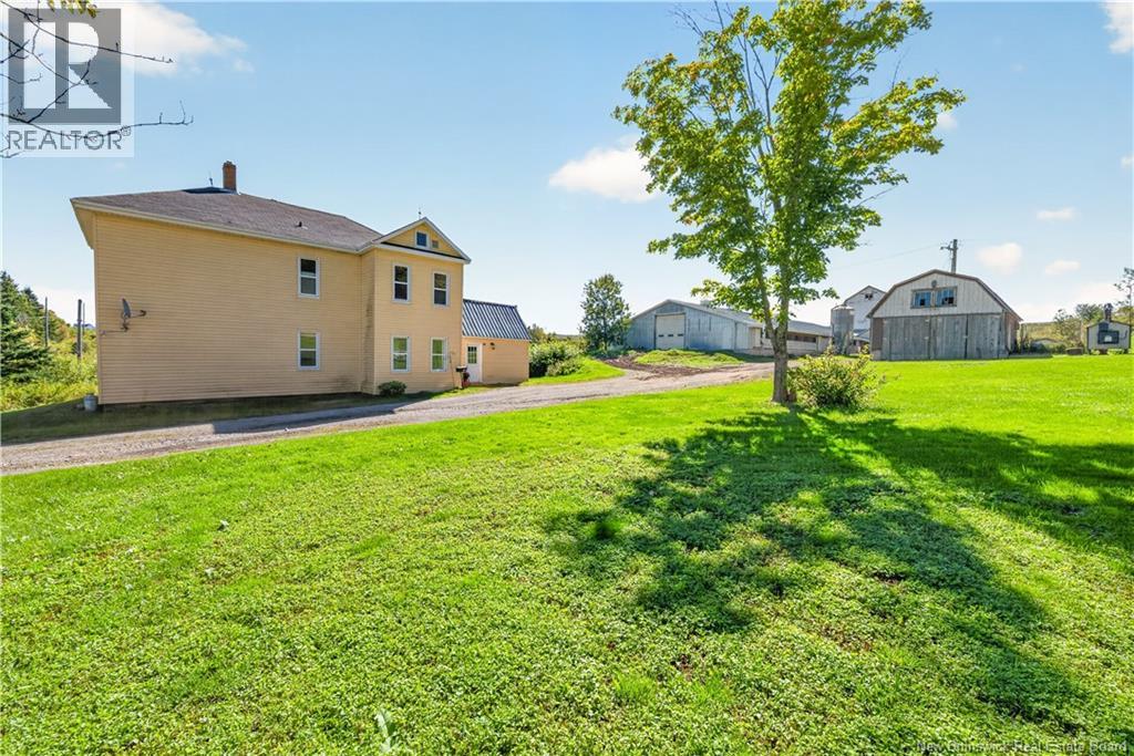 1497 Route 895 - Image 36