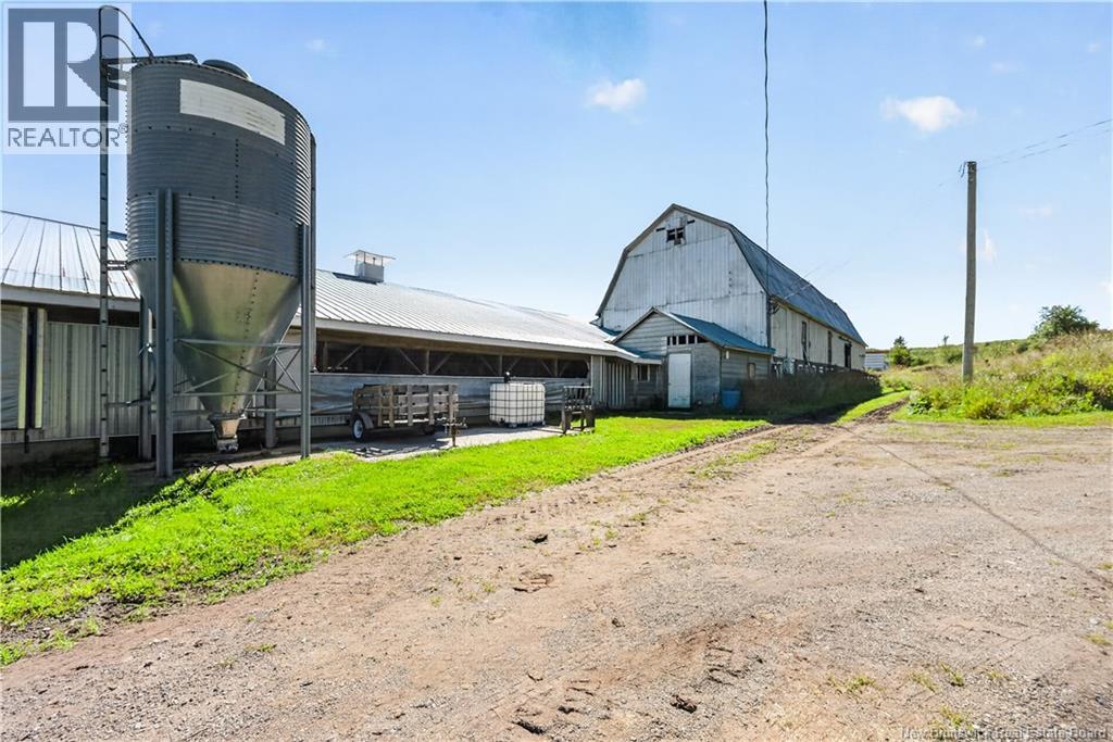 1497 Route 895 - 40