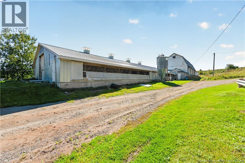 1497 Route 895 - Image 39