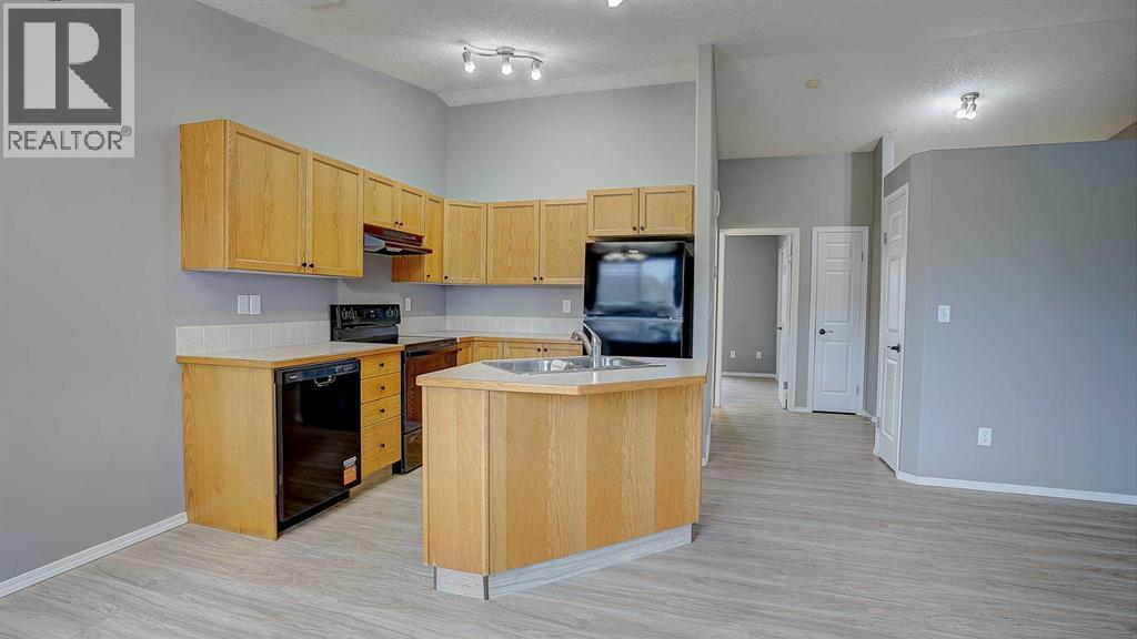 Listing photo – 13 Leung Place, Blackfalds