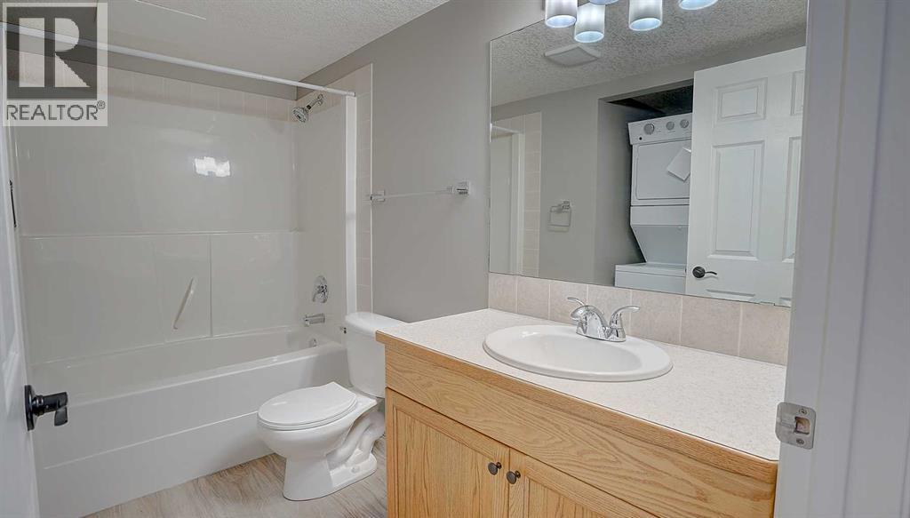 Listing photo – 13 Leung Place, Blackfalds