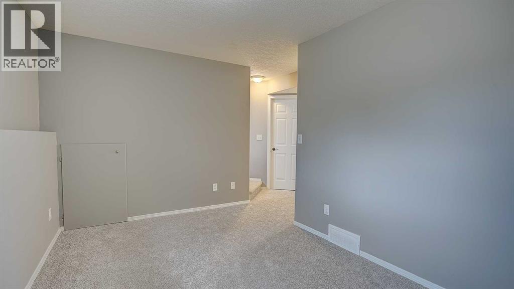 Listing photo – 13 Leung Place, Blackfalds