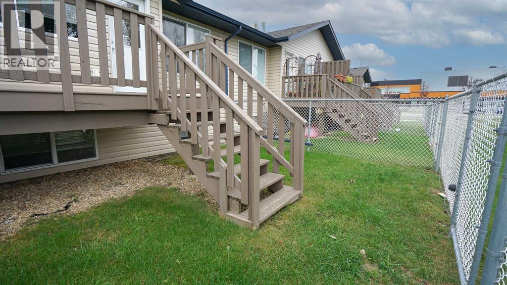 Listing photo – 13 Leung Place, Blackfalds