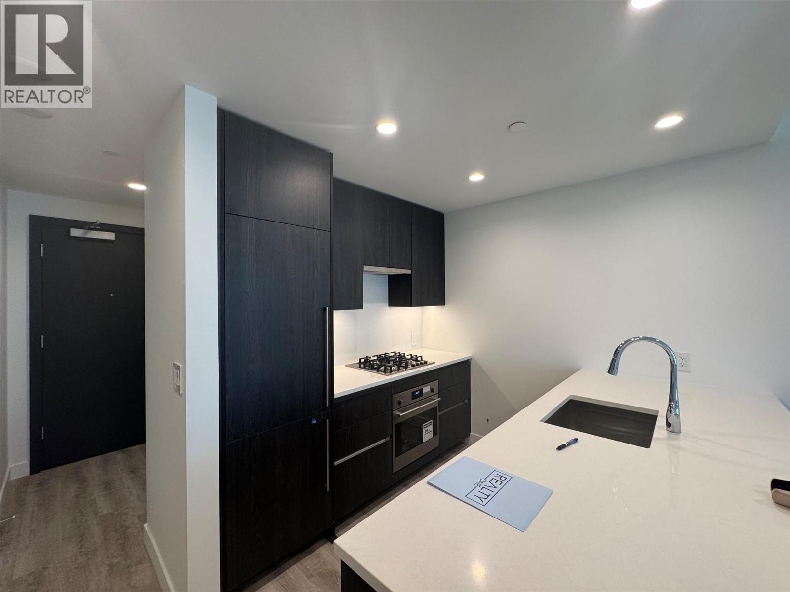 1008 1626 Water Street, Kelowna