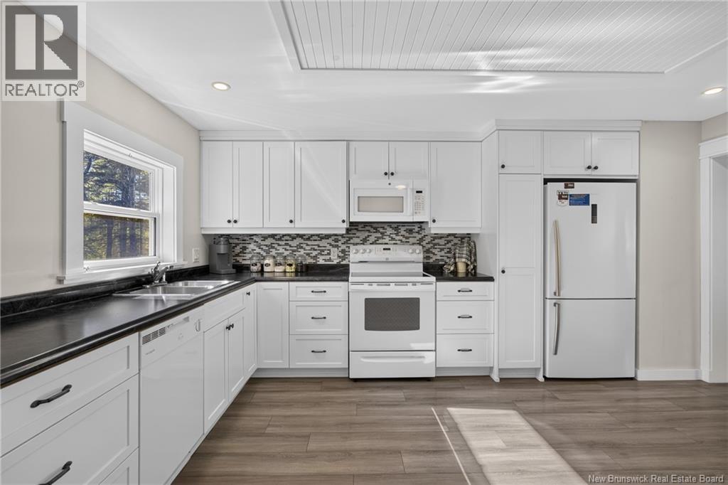 39 Reynolds Road - 6