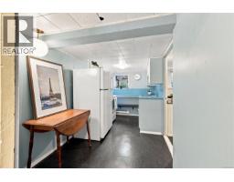 1320 Bond St, Victoria, BC V8S1C4 Photo 41