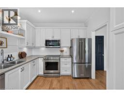 112 Fairwood Place W, Burlington, ON L7T4B6 Photo 16