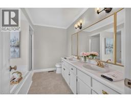 112 Fairwood Place W, Burlington, ON L7T4B6 Photo 30
