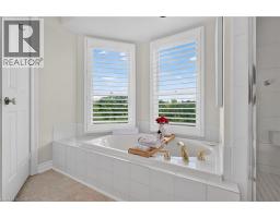 112 Fairwood Place W, Burlington, ON L7T4B6 Photo 31
