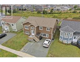 91 Ladysmith Drive thumbnail 2