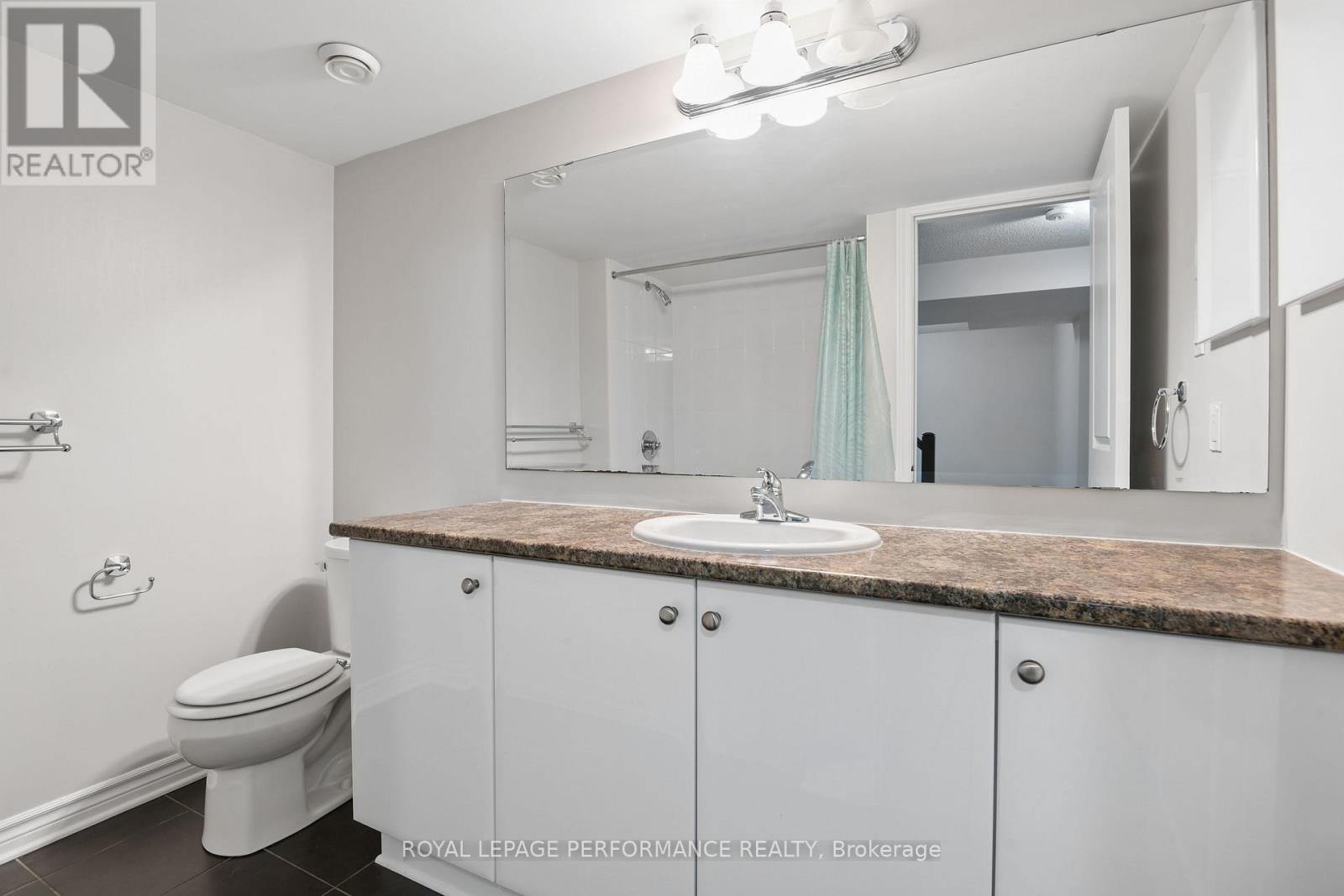 261 BULRUSH CRESCENT - 36