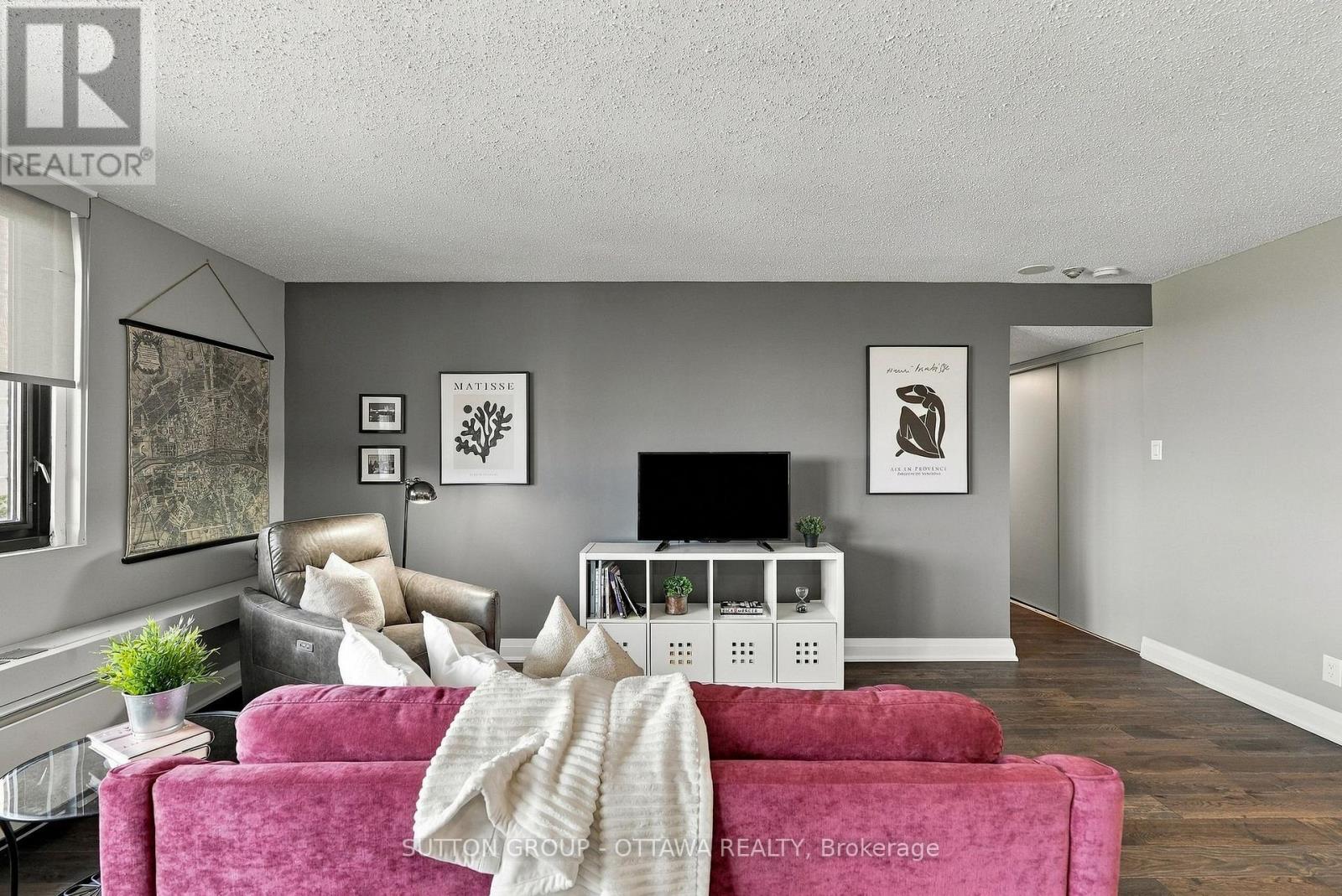 2 Bed, 2 Bath House for Sale in Ottawa – 1002 – 2871 RICHMOND ROAD, Ottawa – MLS# X13795546 - Image 20