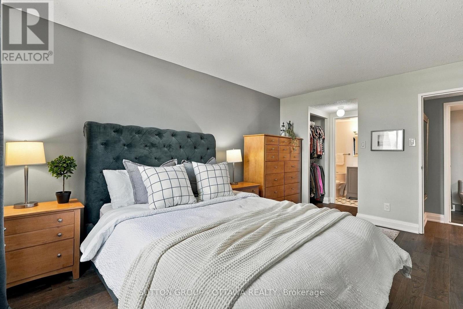 2 Bed, 2 Bath House for Sale in Ottawa – 1002 – 2871 RICHMOND ROAD, Ottawa – MLS# X13795546 - Image 29