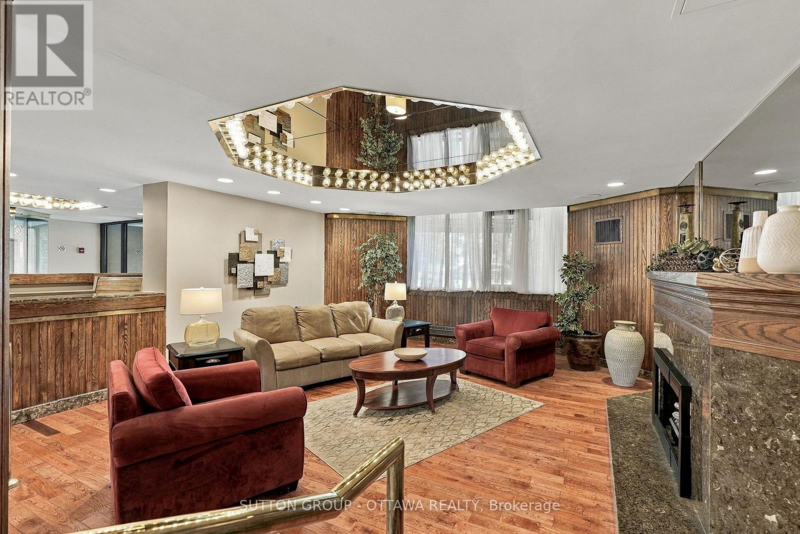2 Bed, 2 Bath House for Sale in Ottawa – 1002 – 2871 RICHMOND ROAD, Ottawa – MLS# X13795546 - Image 6