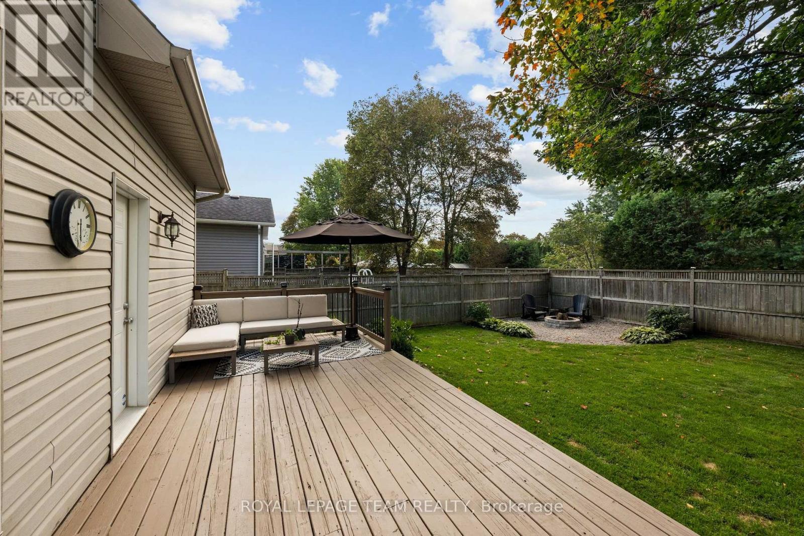 4 FRANCIS STREET - Image 37