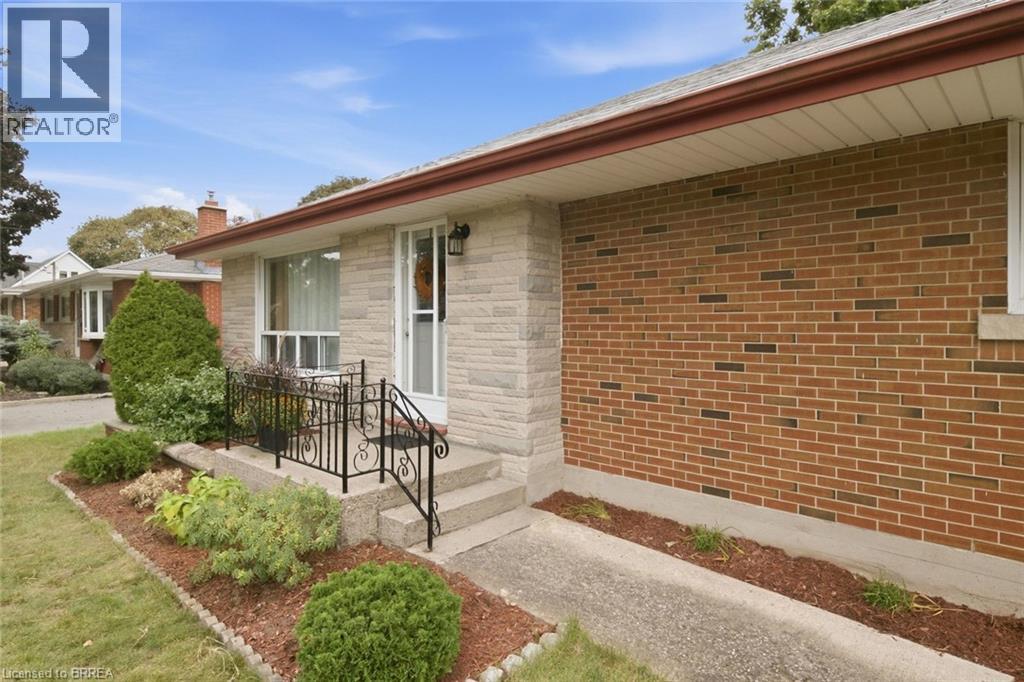 6 EVELYN Street - Image 4