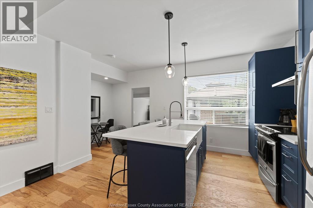 1261 MONMOUTH ROAD - 10