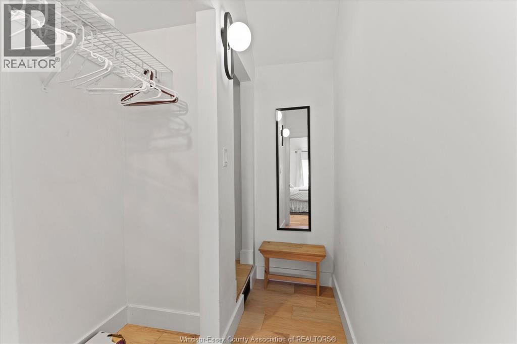 1261 MONMOUTH ROAD - 22