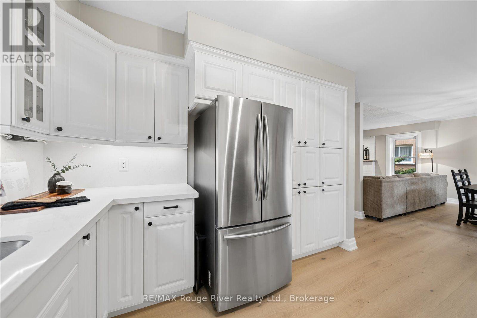 1 Gowan Drive, Whitby, ON photo 19