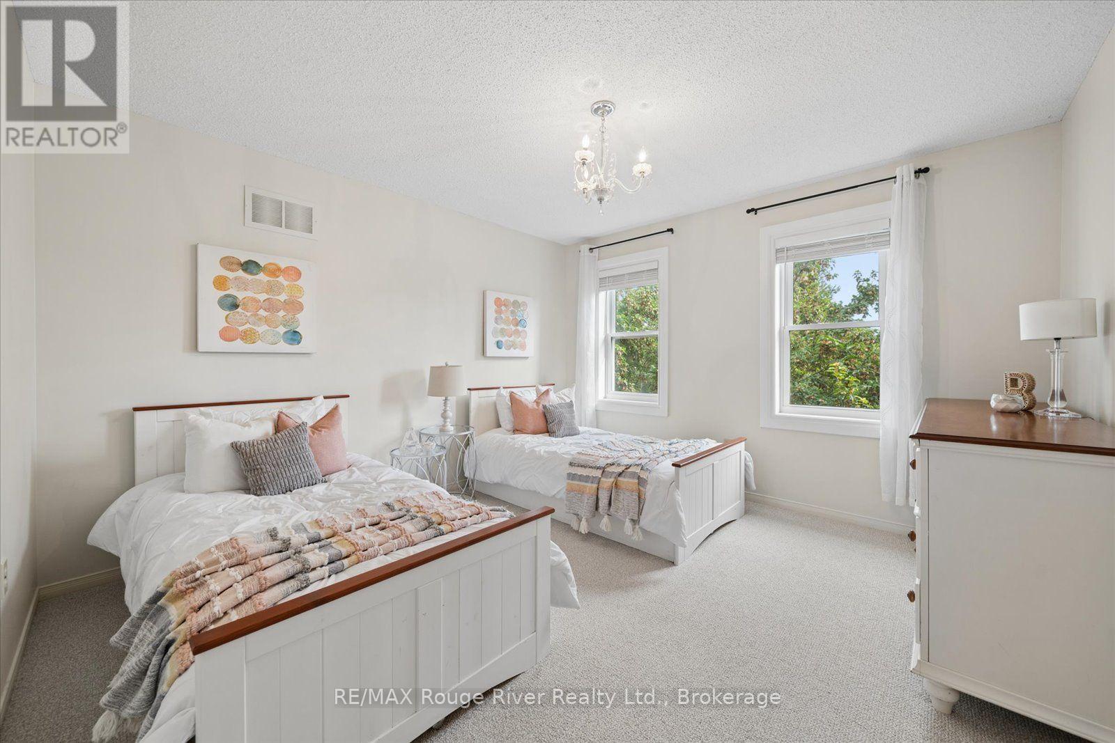 1 Gowan Drive, Whitby, ON photo 28
