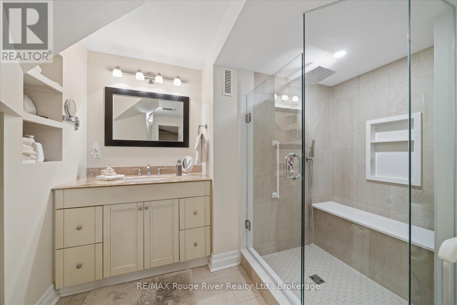1 Gowan Drive, Whitby, ON photo 40