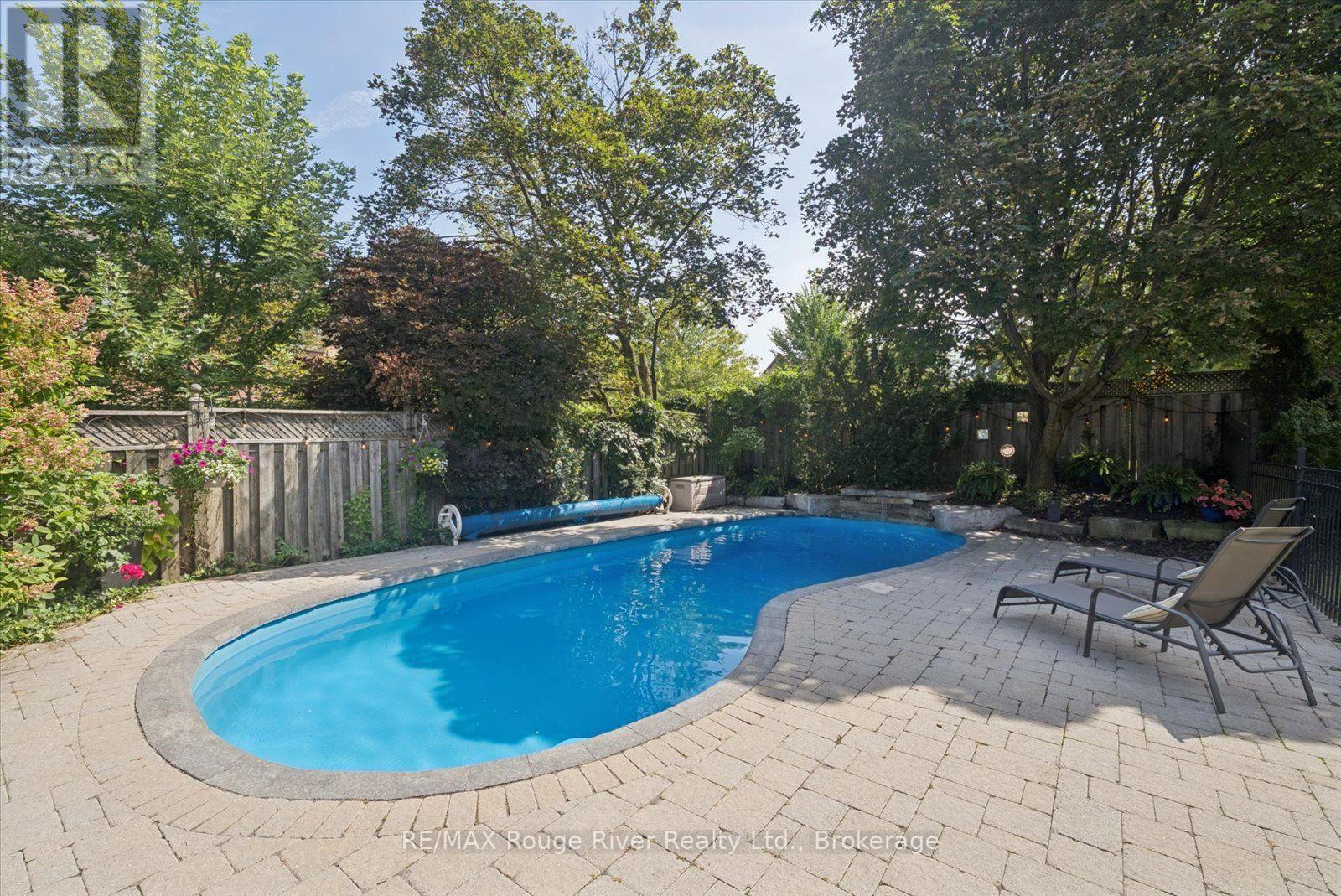 1 Gowan Drive, Whitby, ON photo 47