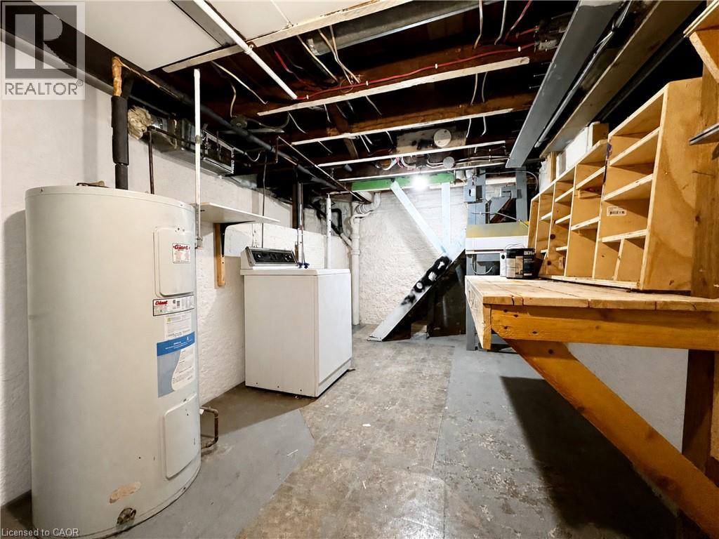 1 Bed, 1 Bath Apartment for Rent in London – 6 PEGLER Street, London - Image 13