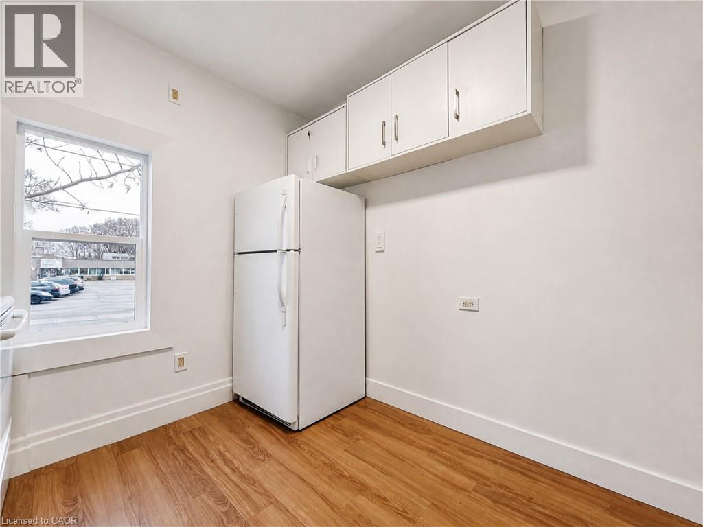 1 Bed, 1 Bath Apartment for Rent in London – 6 PEGLER Street, London - Image 5