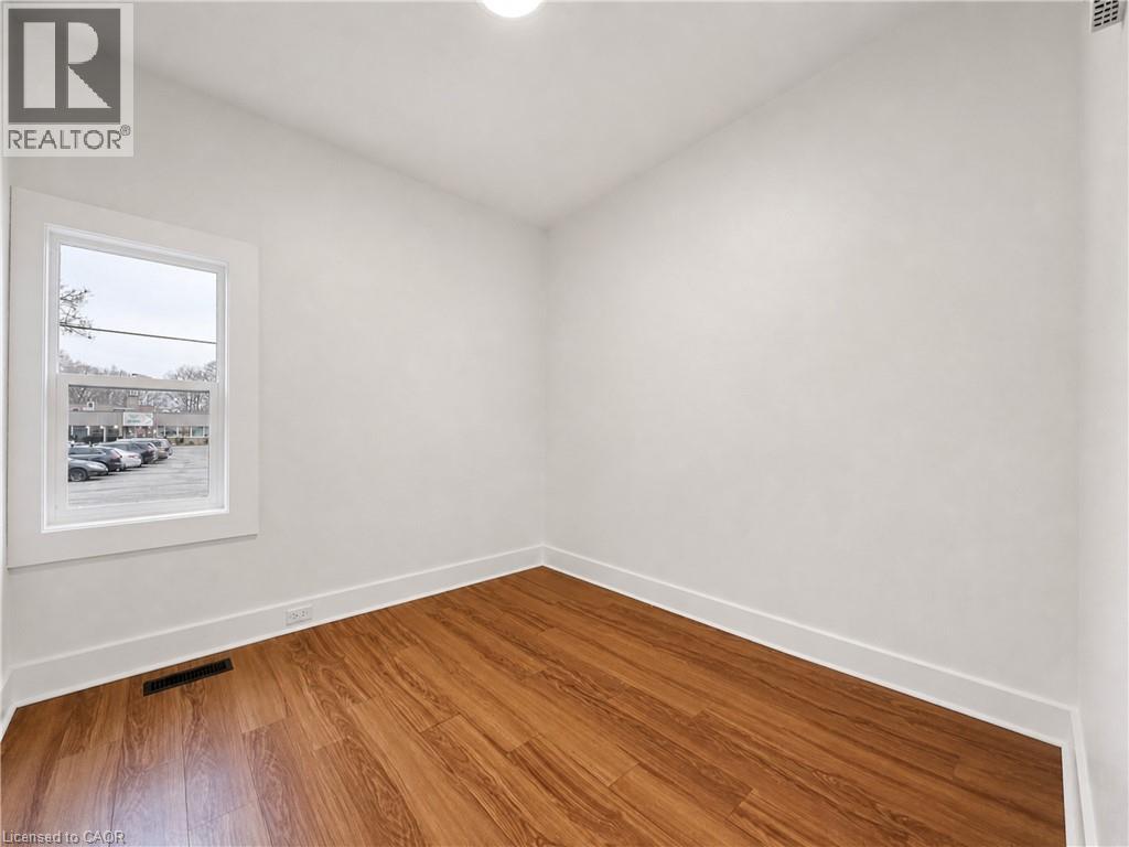 1 Bed, 1 Bath Apartment for Rent in London – 6 PEGLER Street, London - Image 9