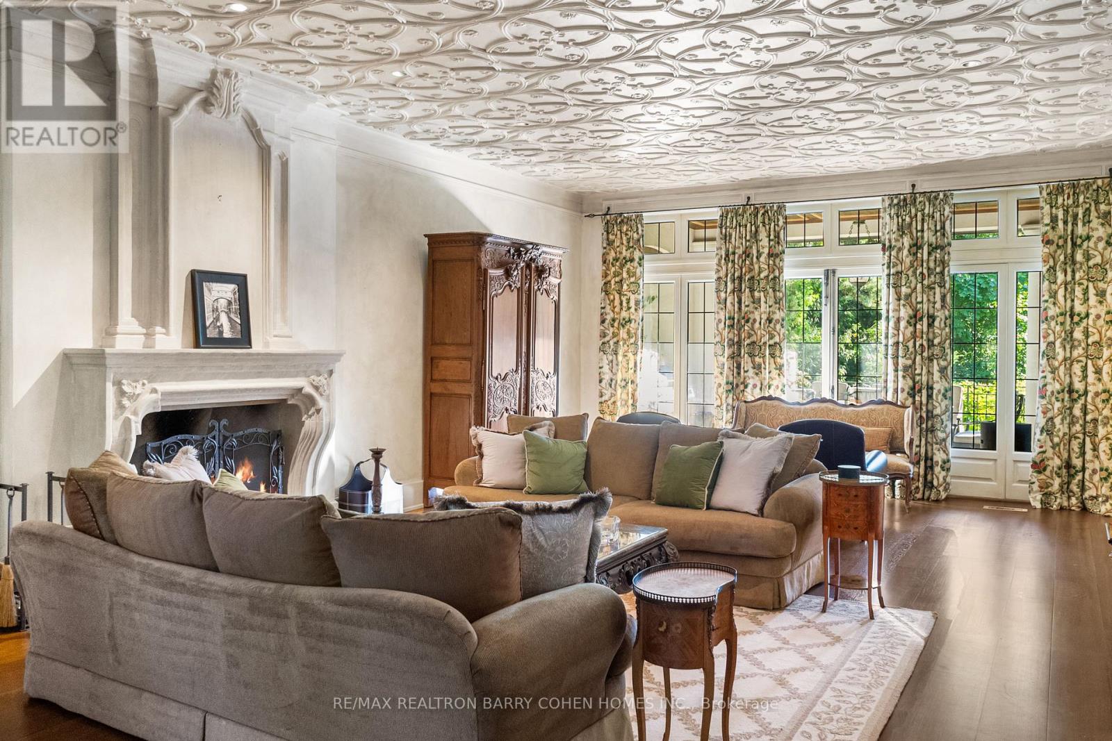 85 THE BRIDLE PATH - 7