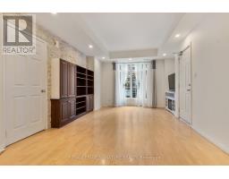 8 - 11 Niagara Street, Toronto, ON M5V3N9 Photo 6