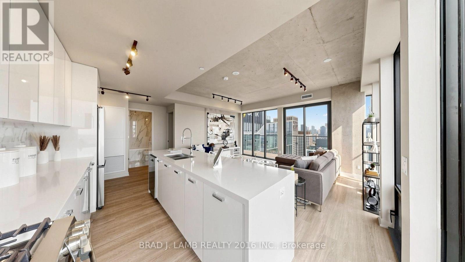 #3004 284 KING STREET E - 13