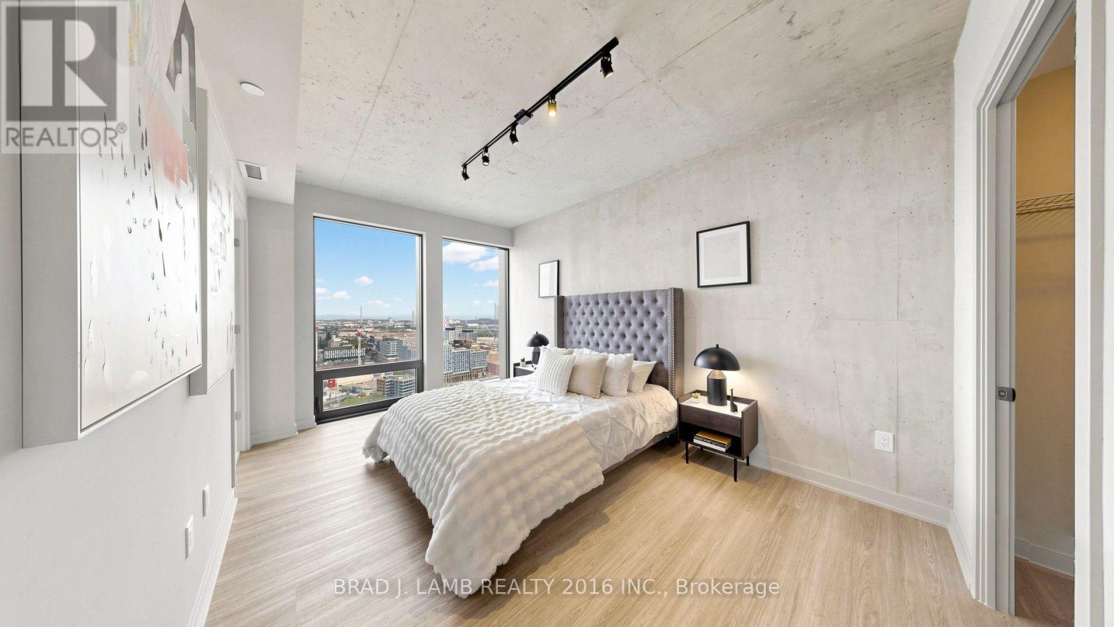 #3004 284 KING STREET E - 16