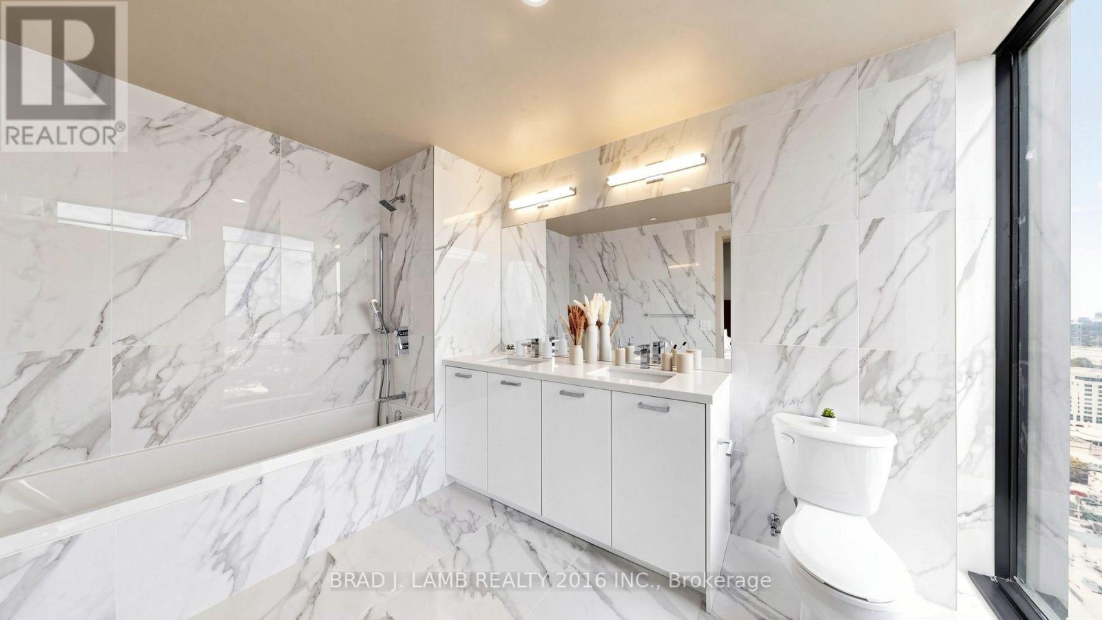 #3004 284 KING STREET E - 25