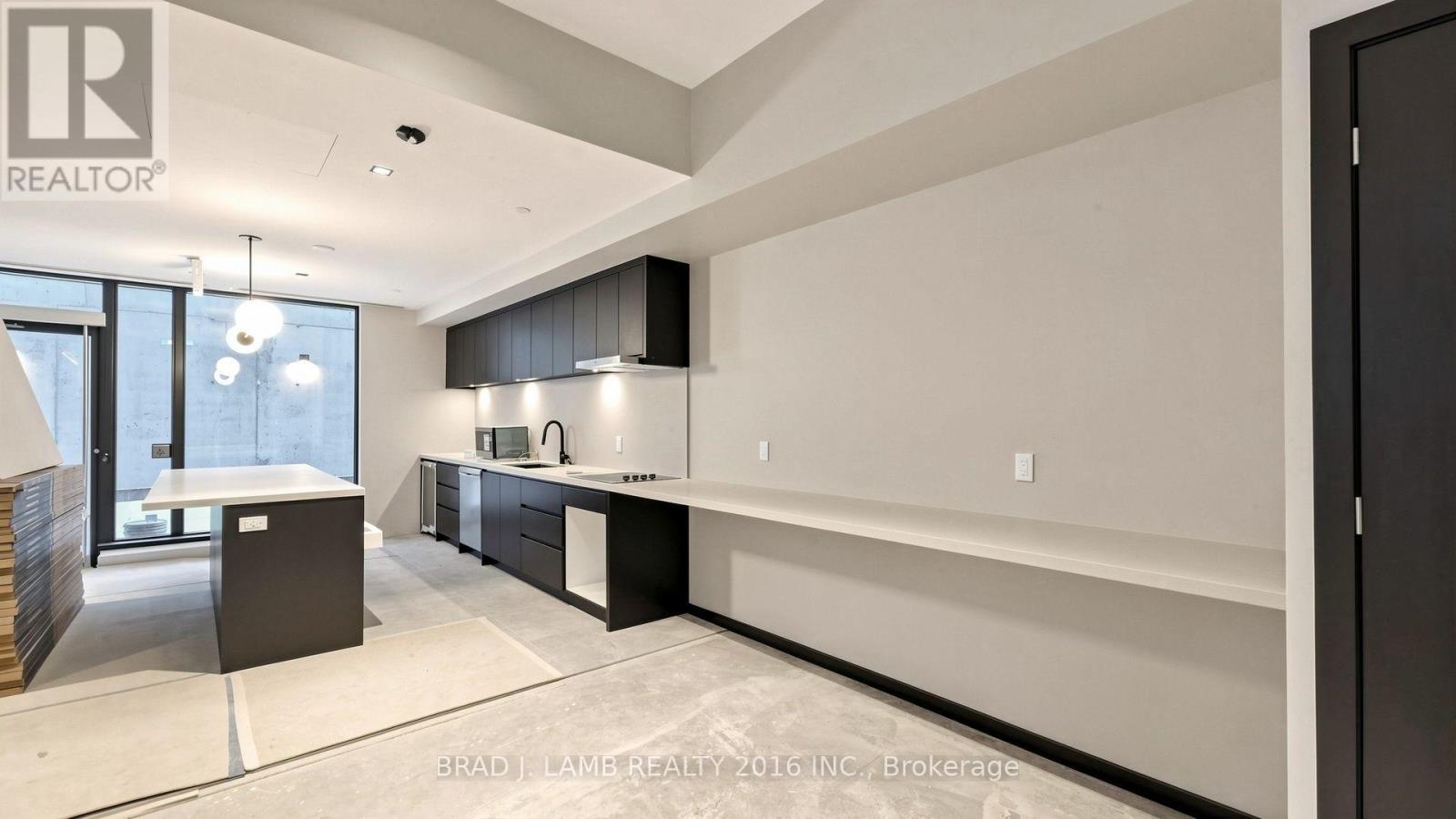 #3004 284 KING STREET E - 45