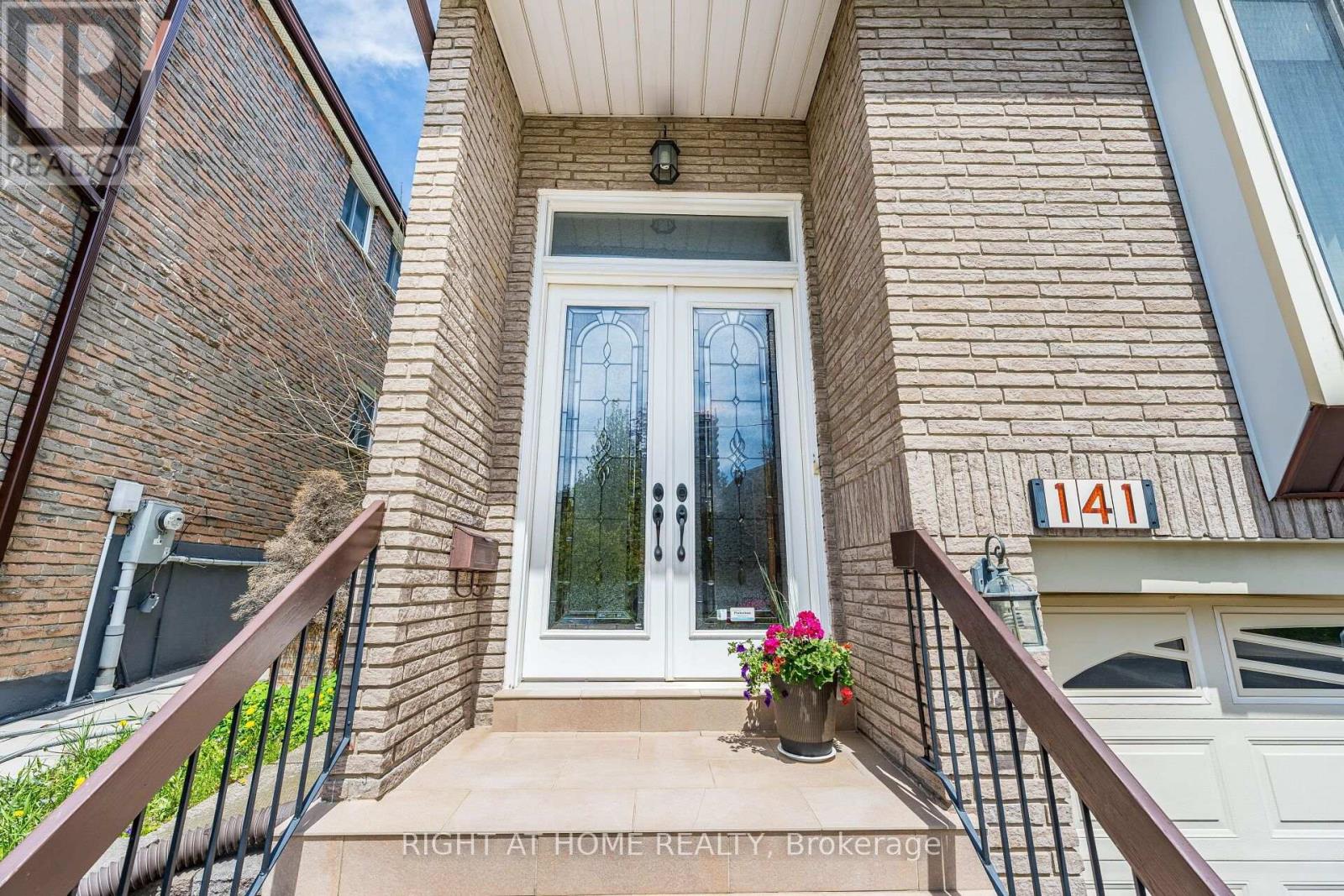 Photo of 141 DOLLERY COURT