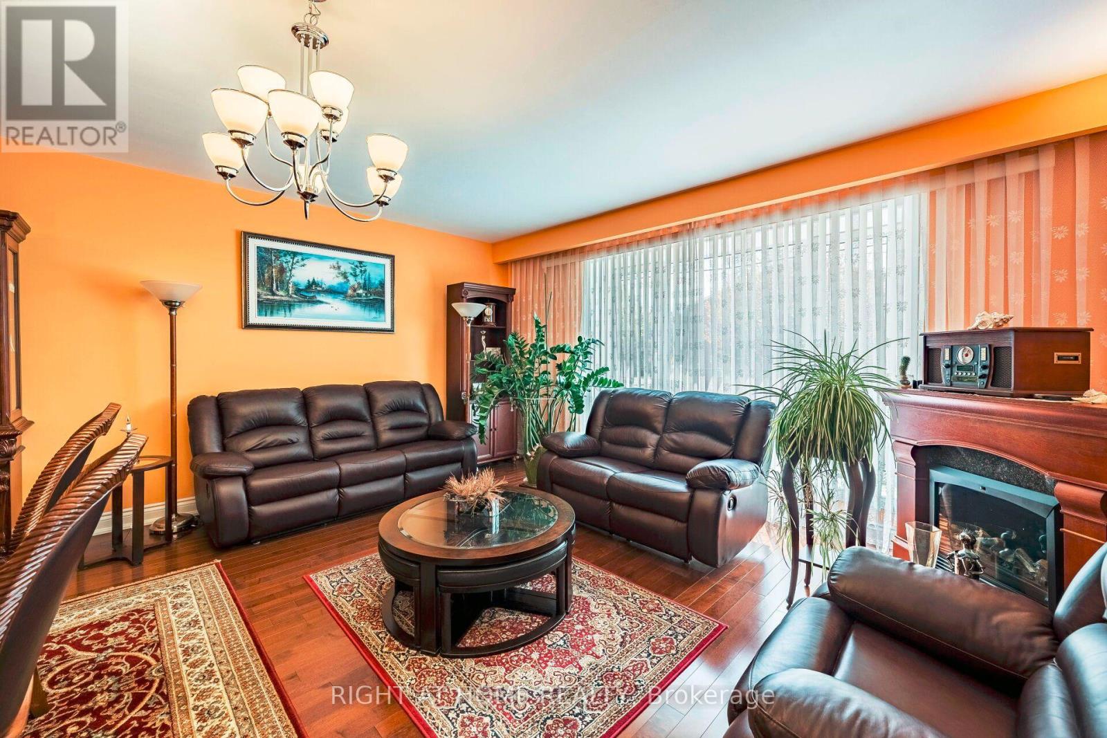 Photo of 141 DOLLERY COURT