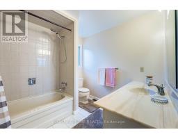 141 Dollery Court, Toronto, ON M2R3N9 Photo 24