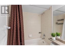 1411 - 212 Eglinton Avenue E, Toronto, ON M4P0A3 Photo 18