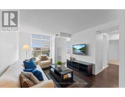 1411 - 212 Eglinton Avenue E, Toronto, ON M4P0A3 Photo 6