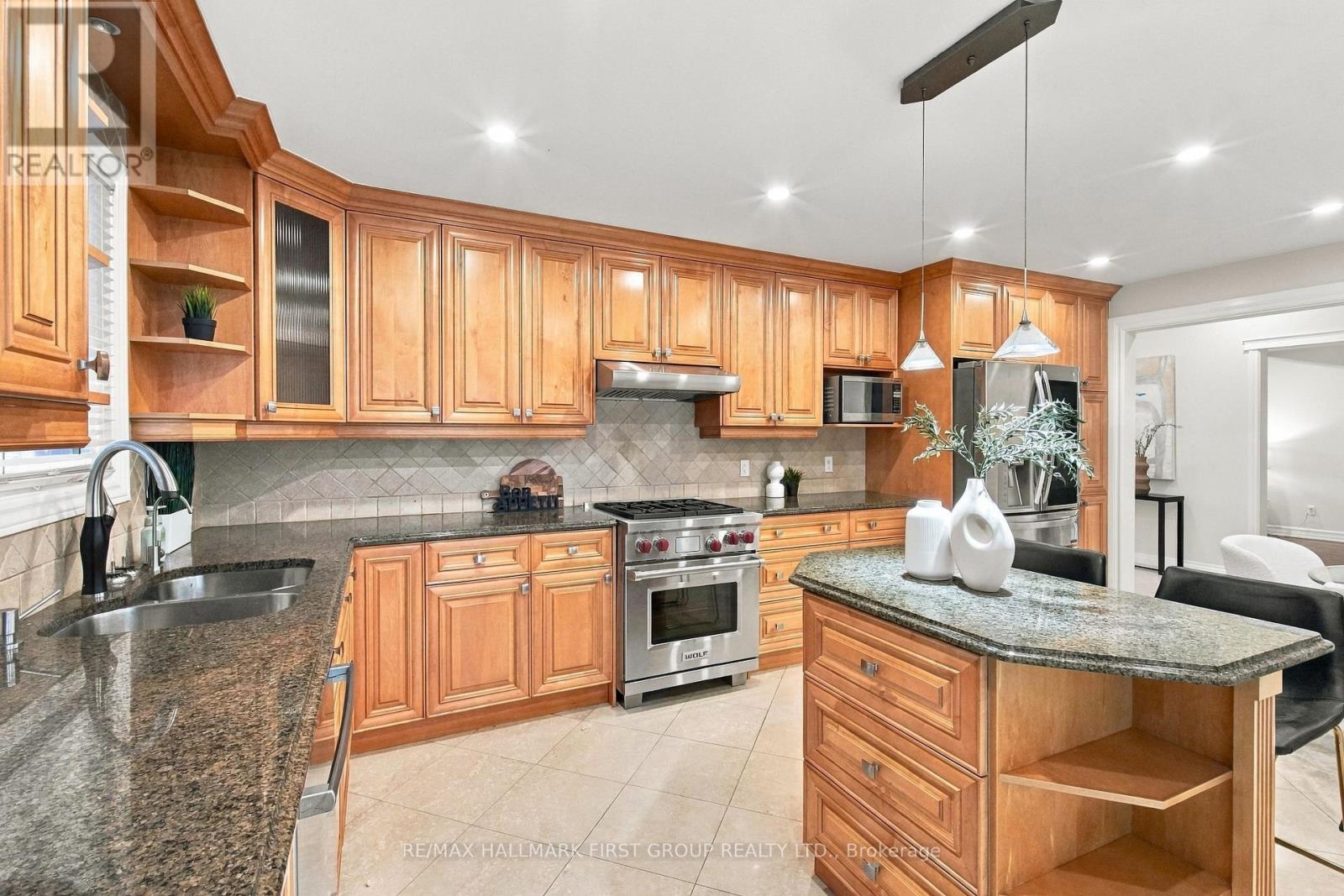 520 McLeod Crescent, Pickering, ON photo 10
