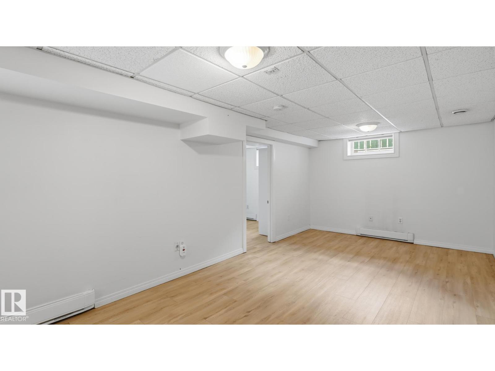 11836 62 ST NW - 27
