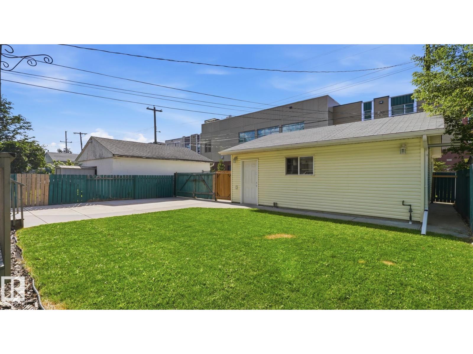 11836 62 ST NW - 41