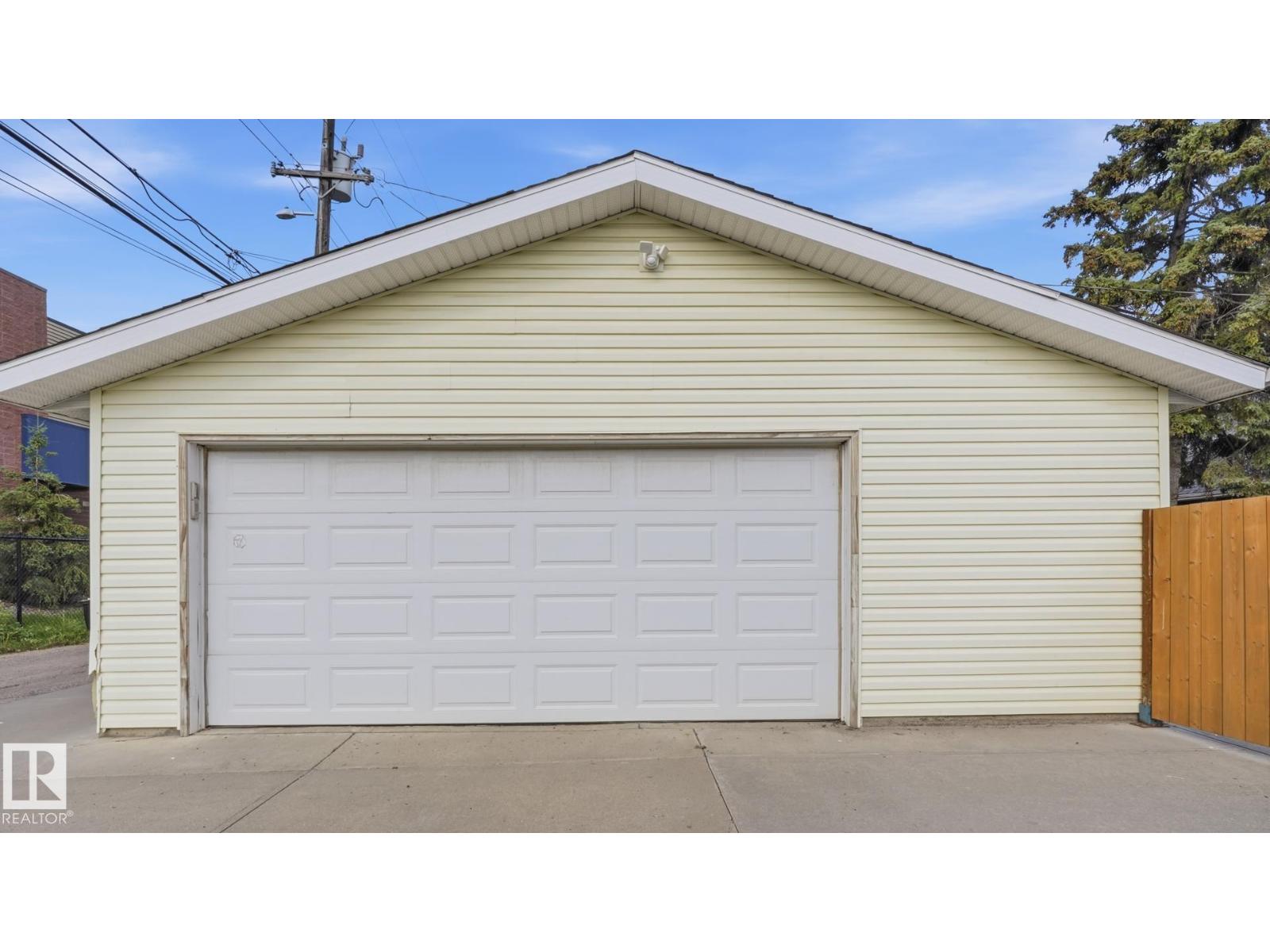 11836 62 ST NW - Image 43