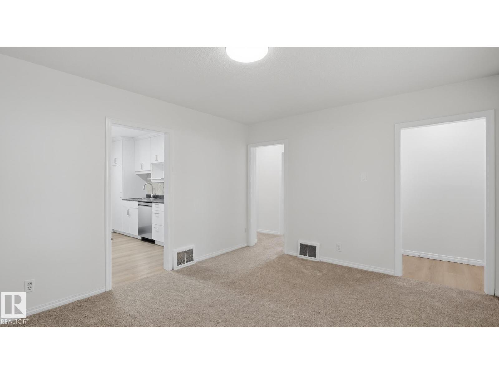 11836 62 St NW, Montrose (Edmonton) — photo 7 of 30