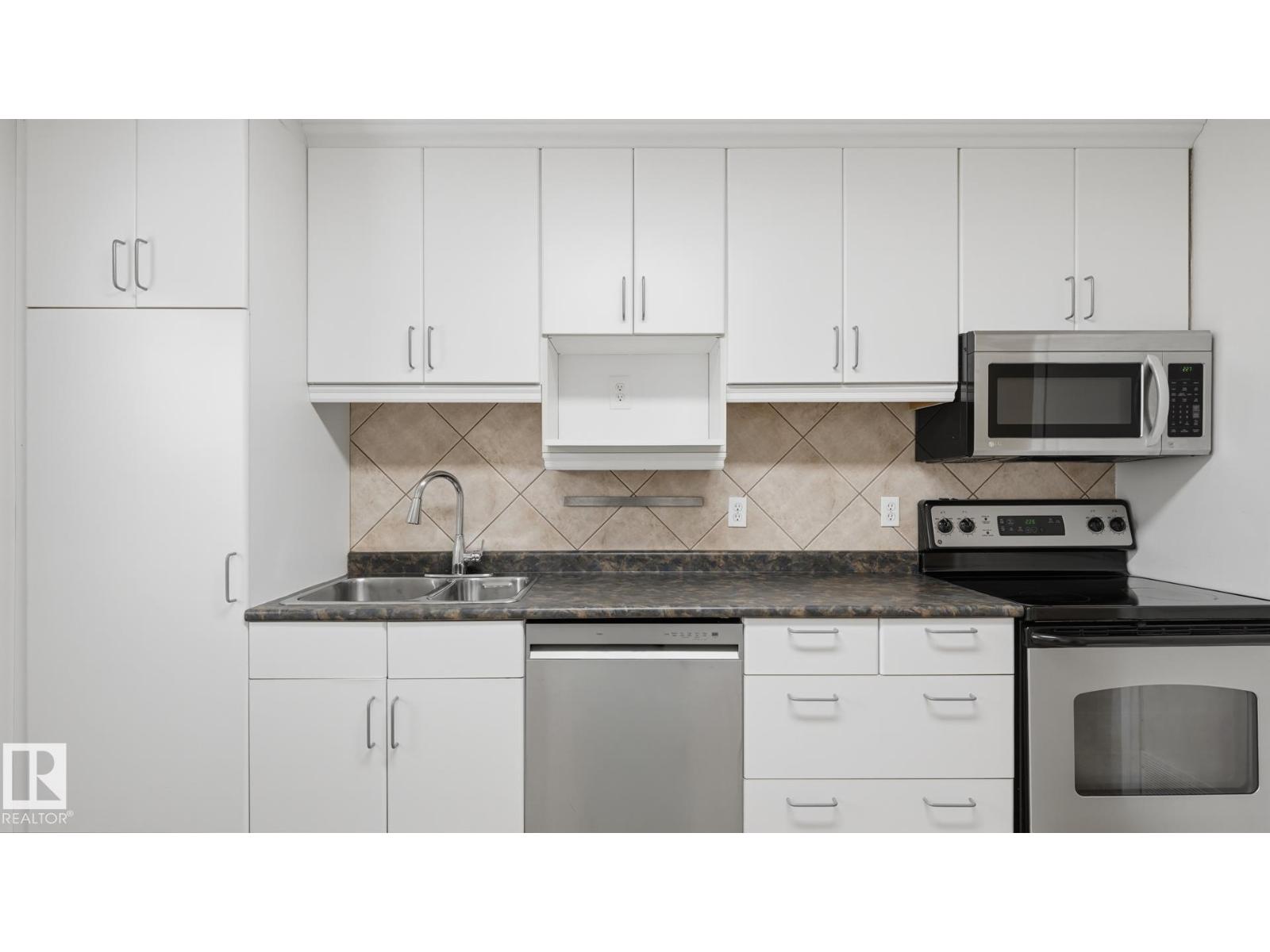 11836 62 St NW, Montrose (Edmonton) — photo 8 of 30