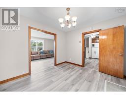 Mud room - 43 Lynn Drive, Dartmouth, NS B2Y3V8 Photo 11
