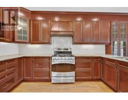 20 Holgate Street, Barrie, ON L4N2T5 Photo 12