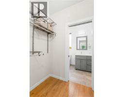 1704 Coronation Ave, Victoria, BC V8R1X2 Photo 21