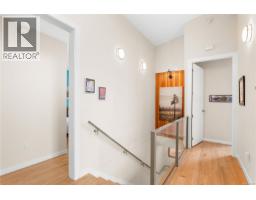 1704 Coronation Ave, Victoria, BC V8R1X2 Photo 25